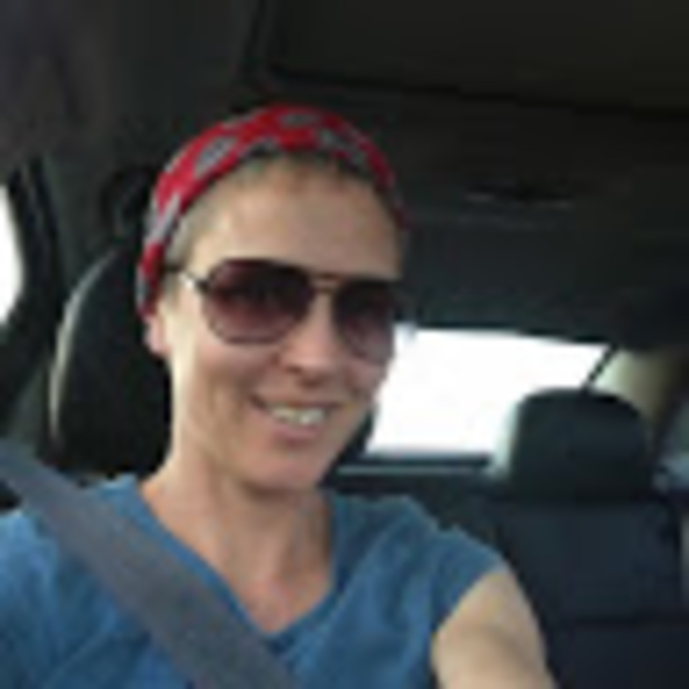 Meet your Posher, Melissa